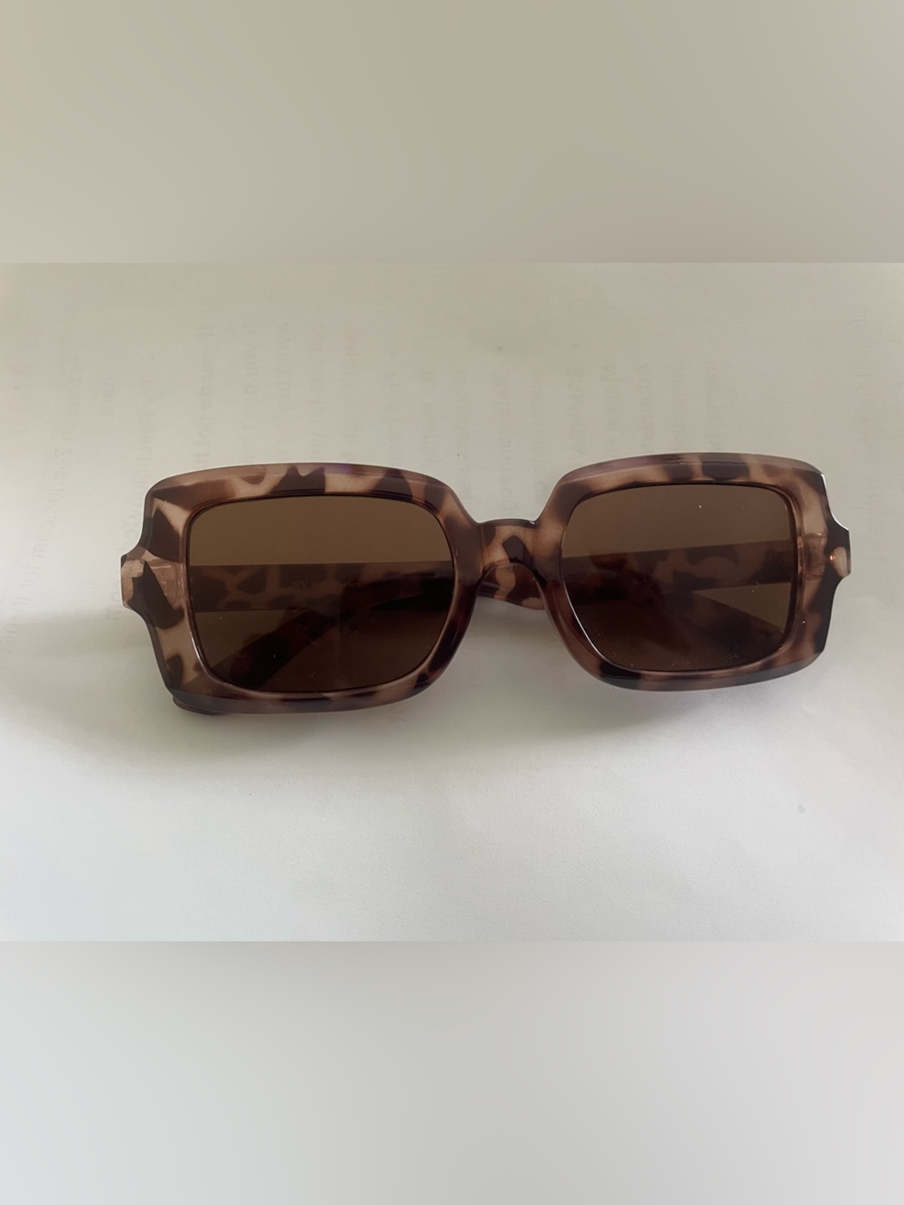 Tortoiseshell Square Frame Sunglasses - Brown Lenses